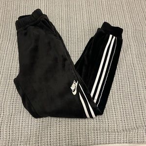 Black and white Nike suede joggers womens size small fits medium